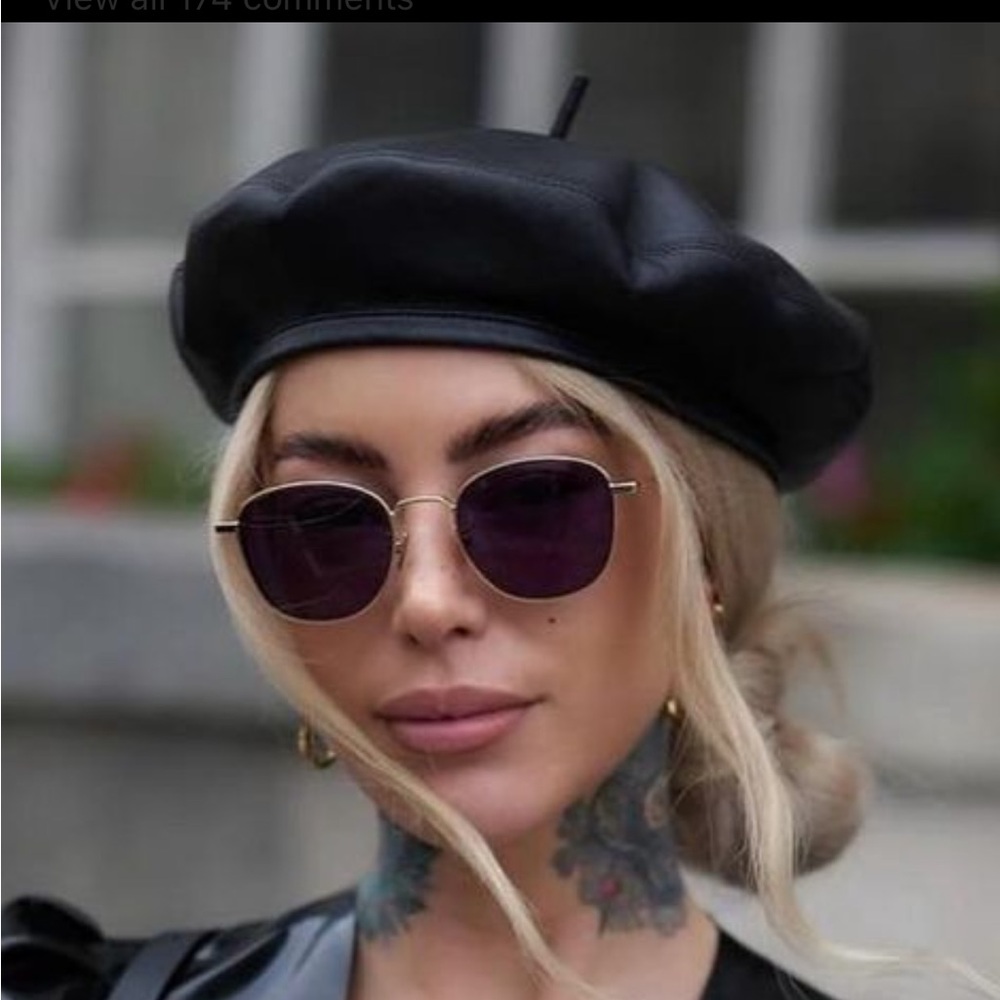 Dior Leather Beret size 58 - black -authentic